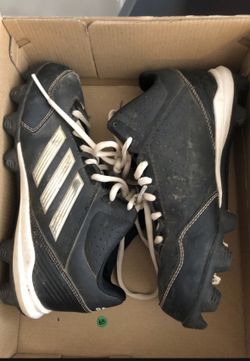 Adidas Cleats Boys Size 3