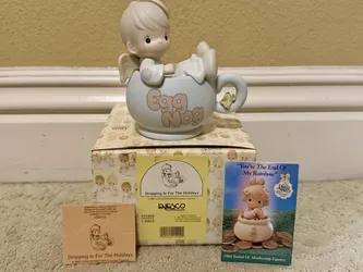 Enesco Precious Moments Dropping In For The Holidays 1(contact info removed)52