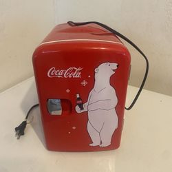 Coca Cola Mini Fridge KWC4