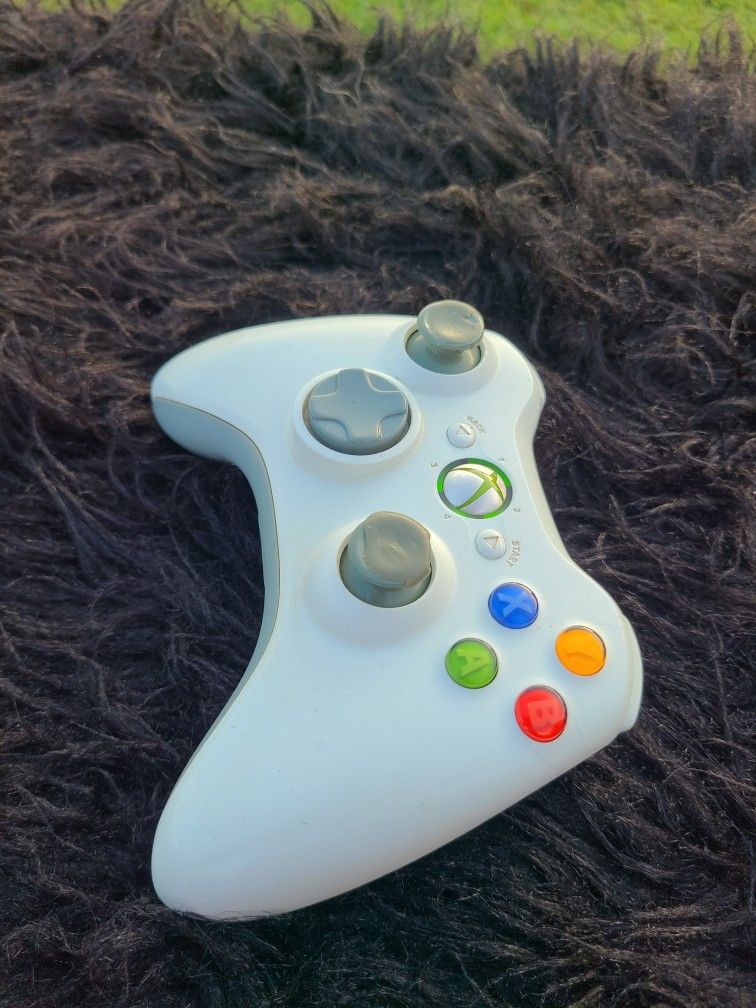 🎮✨ Xbox 360 Wireless Controller White – A Classic for Gamers! ✨🎮