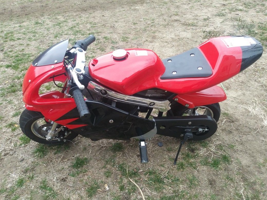 Blade 49r pocket bike 4 stroke egine