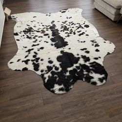 Genuine Cowhide Rug – Black, White & Brown