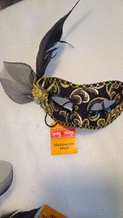 N.peoria brand new masquerade mask costume halloween