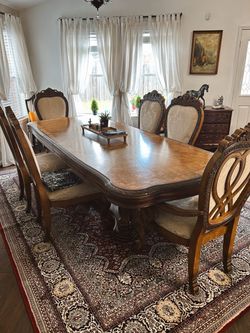 Elegant Solid Wood Extendable Dining Table Set with 6 Chairs