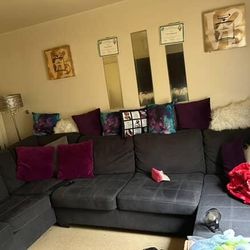 Large 6 Seat 3 Piece Sectional