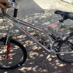 FSR Enduro mountain bike