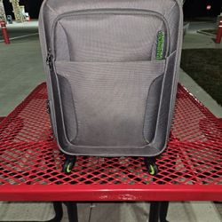 American Tourister 29" Sky XLT Spinner
