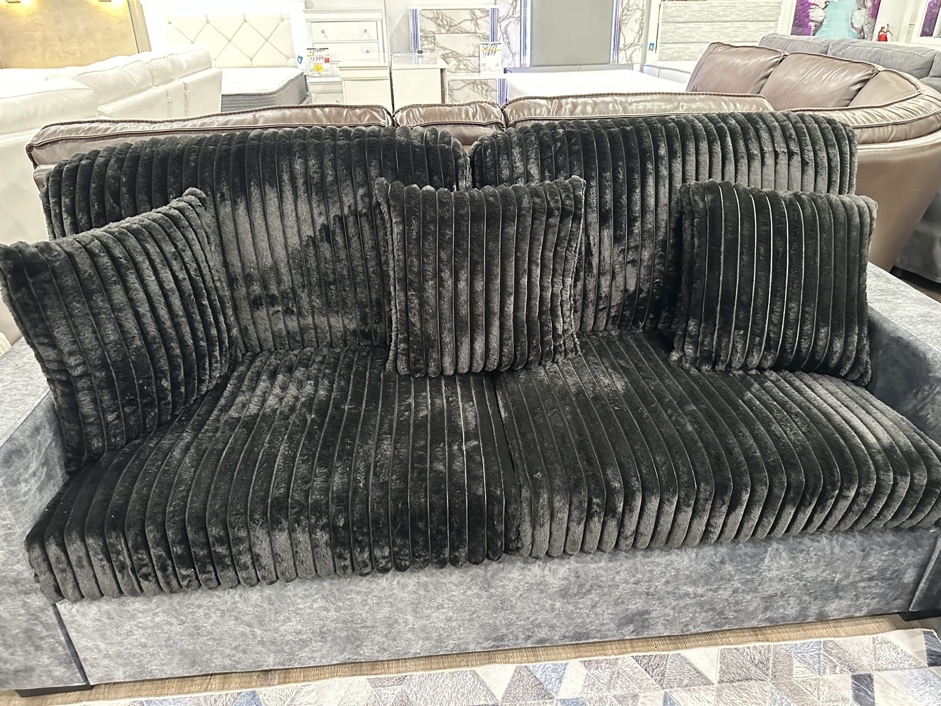๐ฅ๐ฅBIG SALE ON 2pc Sofa & Loveseat Set / Black Or Beige $888 ๐ณ๐ฎ๐ณWOW!!
