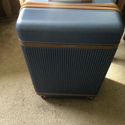 Xl Suitcase 