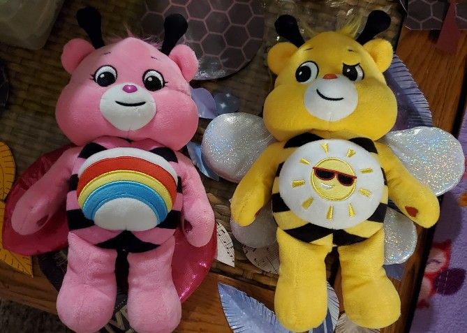 2 Care Bears Funshine Bear and Cheer Bear 9.5 inch Spring Theme