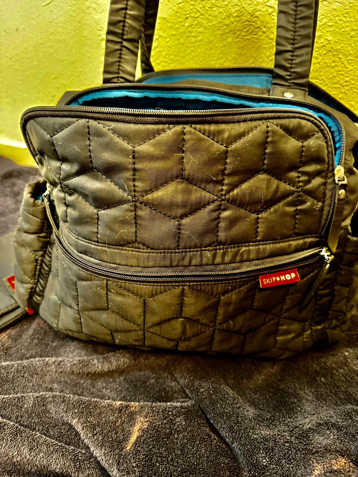 I HAVE GOT YOUR SKIP HOP BABY DIAPER BAG👶🏽 👜!!!