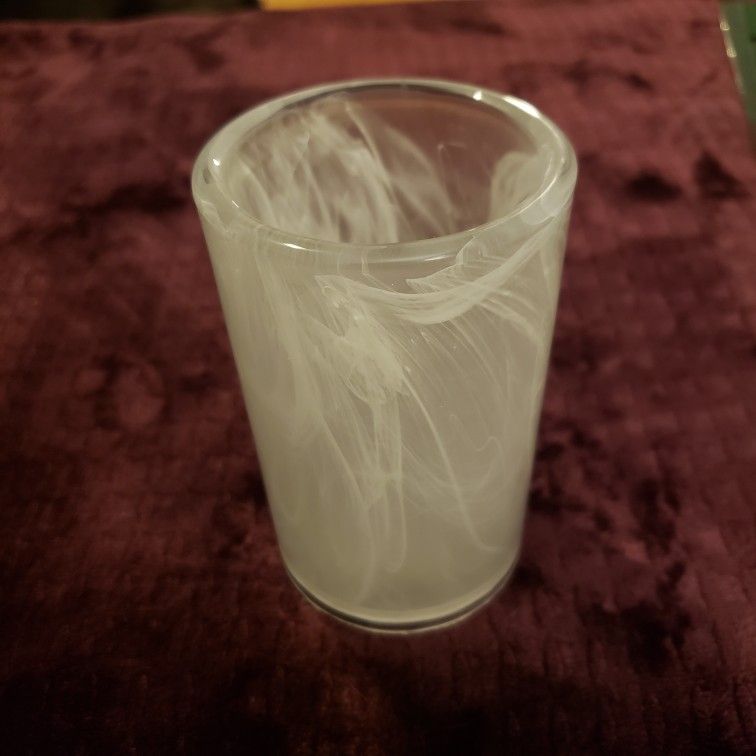 Vintage PartyLite DISCONTINUED White Swirl Candle Holder. Approximately 4.25" Tall x 2.5" in Diameter. Perfect Condition! Used as display only. I