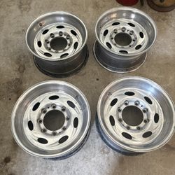 16in Weld Typhoons 8x165