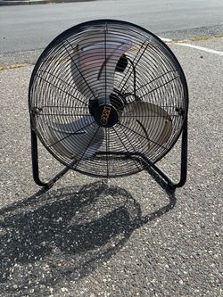Comfort Zone High-Velocity Floor Fan