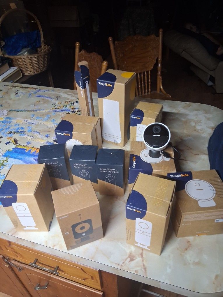SimpliSafe Home Security Camera System