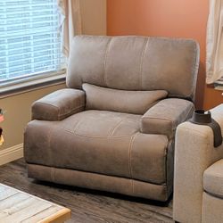 Power Recliner Oversized