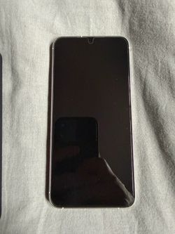 Samsung galaxy s24 PLUS UNLOCKED