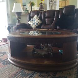 Ashlys Coffee Table 