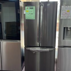 Refrigerator 30” In New Open Box 1 Year Warranty 