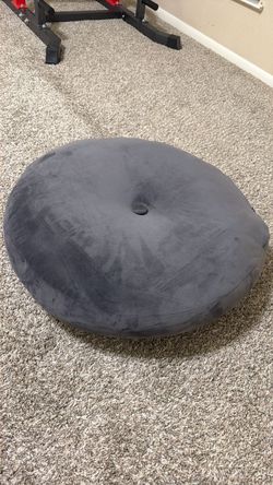 Circle Pillow