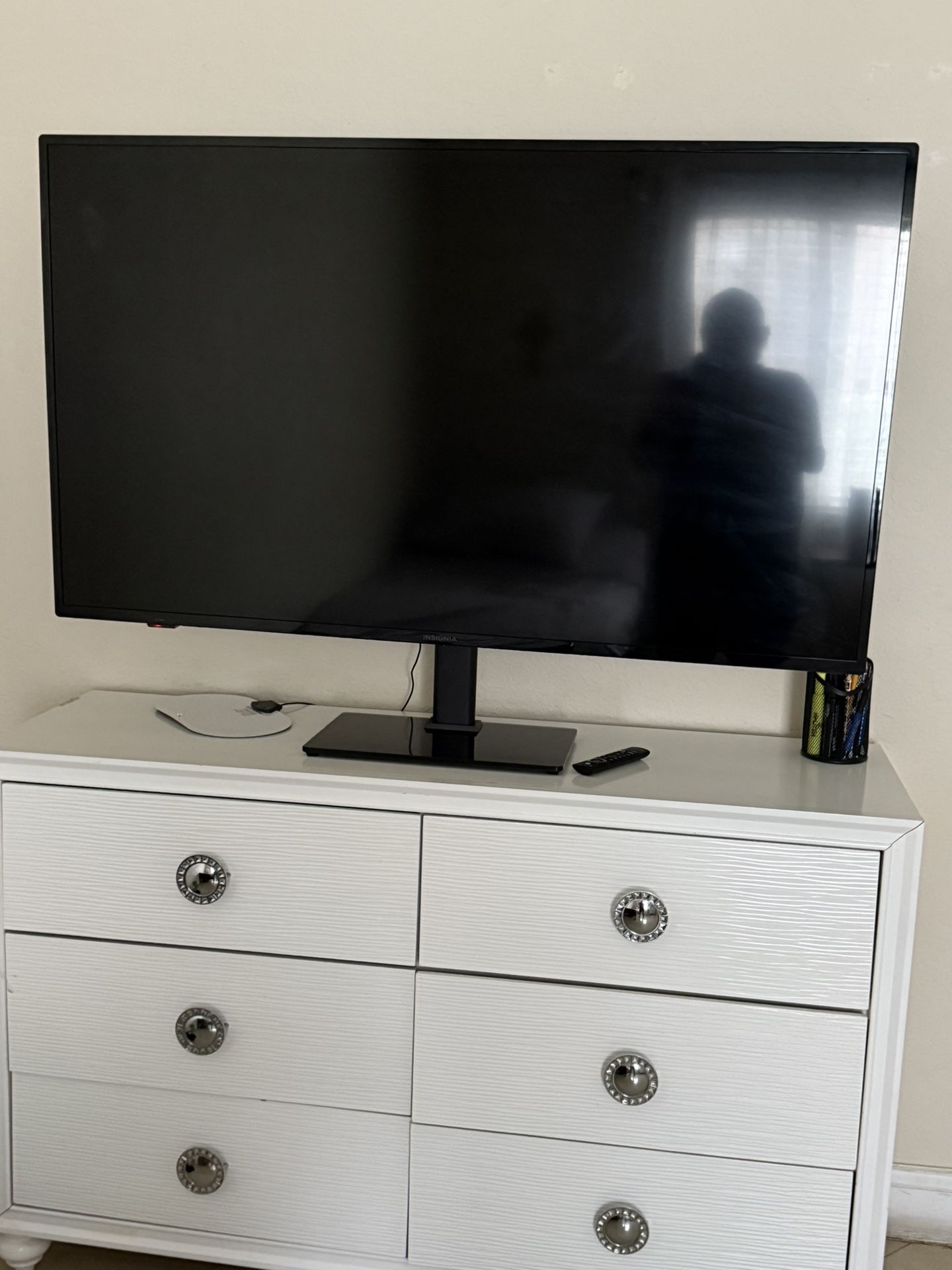 55” TV , Smart , Ingsinia Fire Amazon Tv