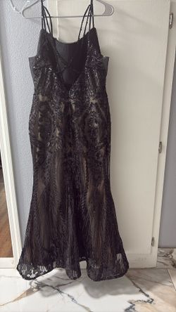 Vestido Negro Con Lentejuelas Talla L