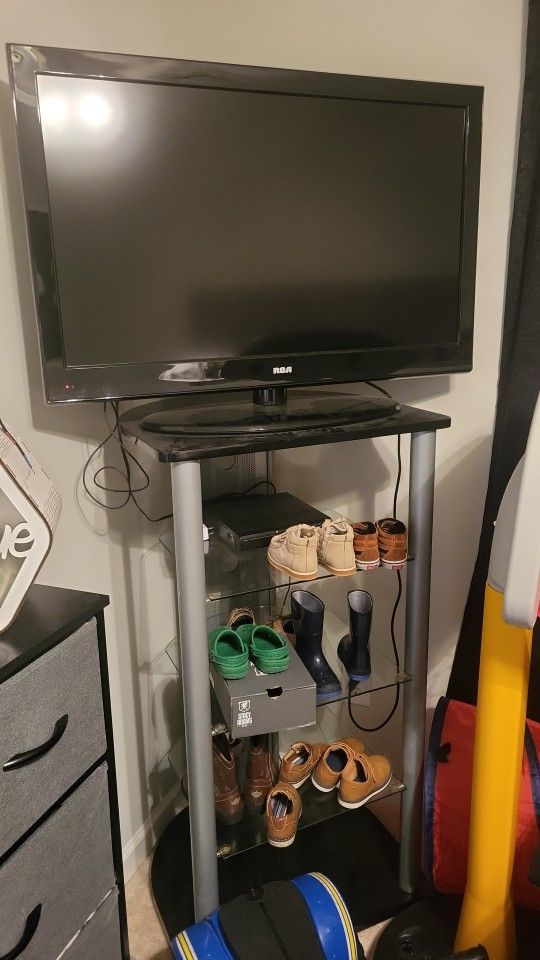 Tv & More