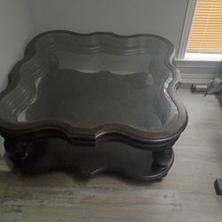 Used Living Room Table 2 Feet Tall 4 Feet Wide 