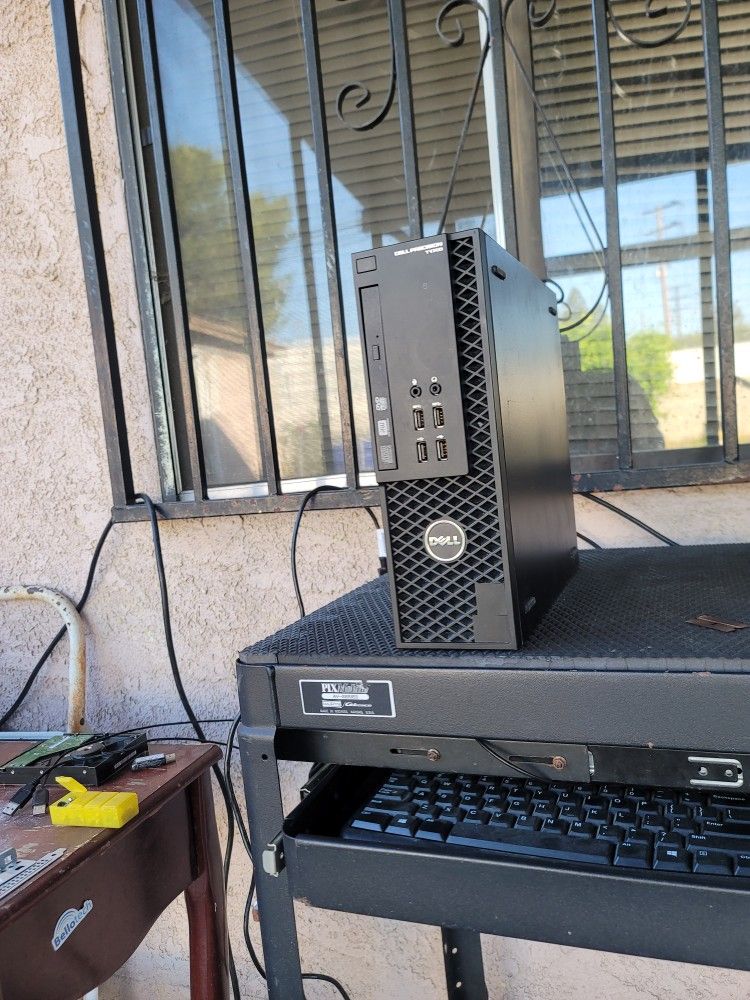 Dell PC: Intel Core i7, 1000GB, Windows11 V-24H2, 16GB RAM, MS-office. Nvidia Quadro Graphics.