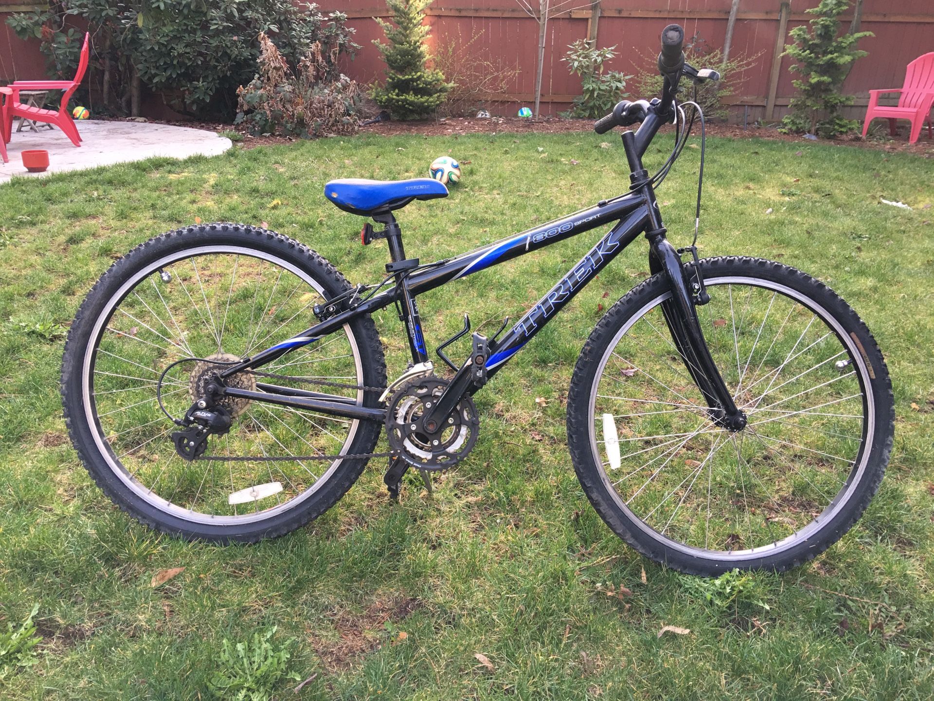 26" 21-speed Kids Trek 800 Sport Mountain Bike