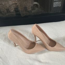 High Heels  Size 6/1/2