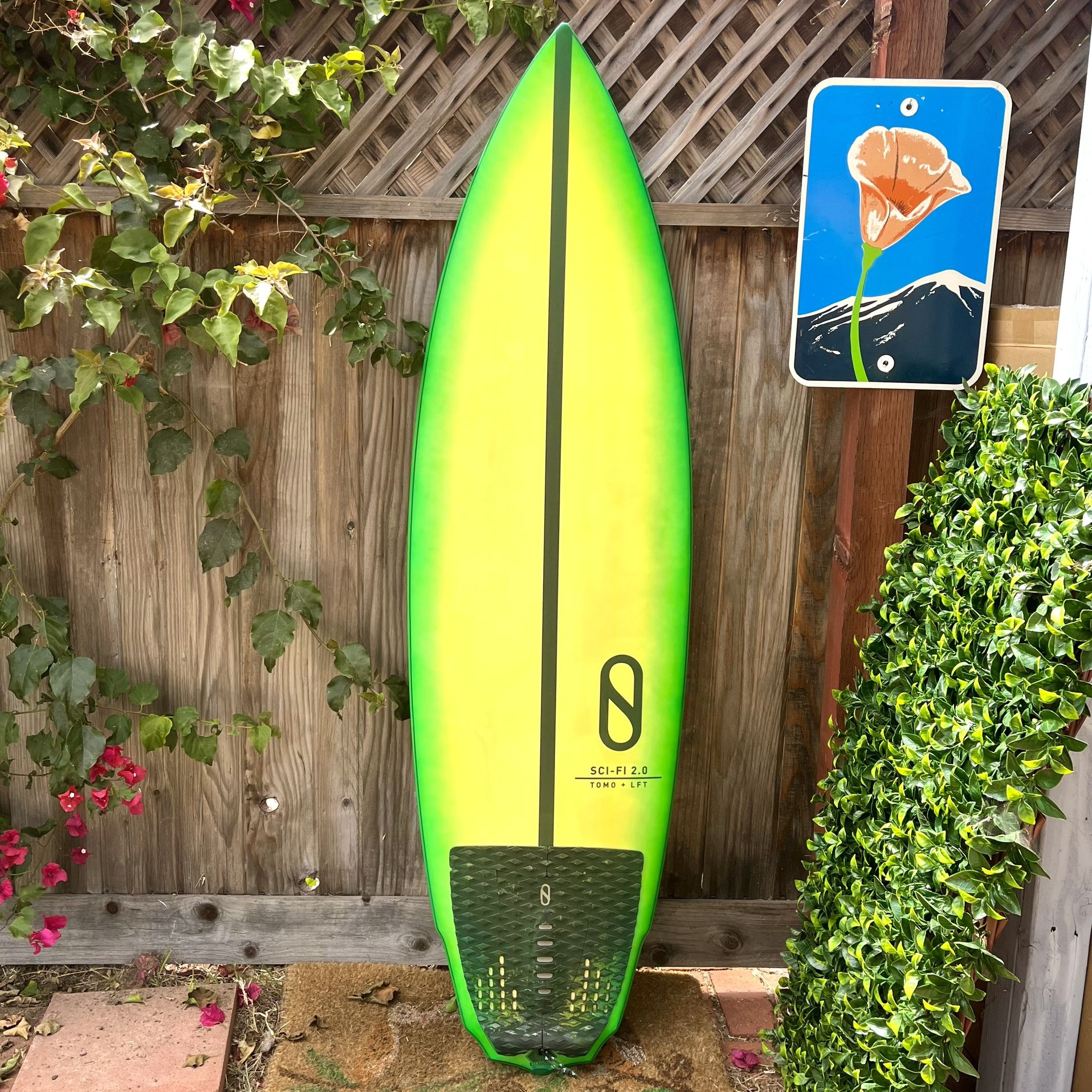SCI-FI 2.0 TOMO サーフボード 5'1