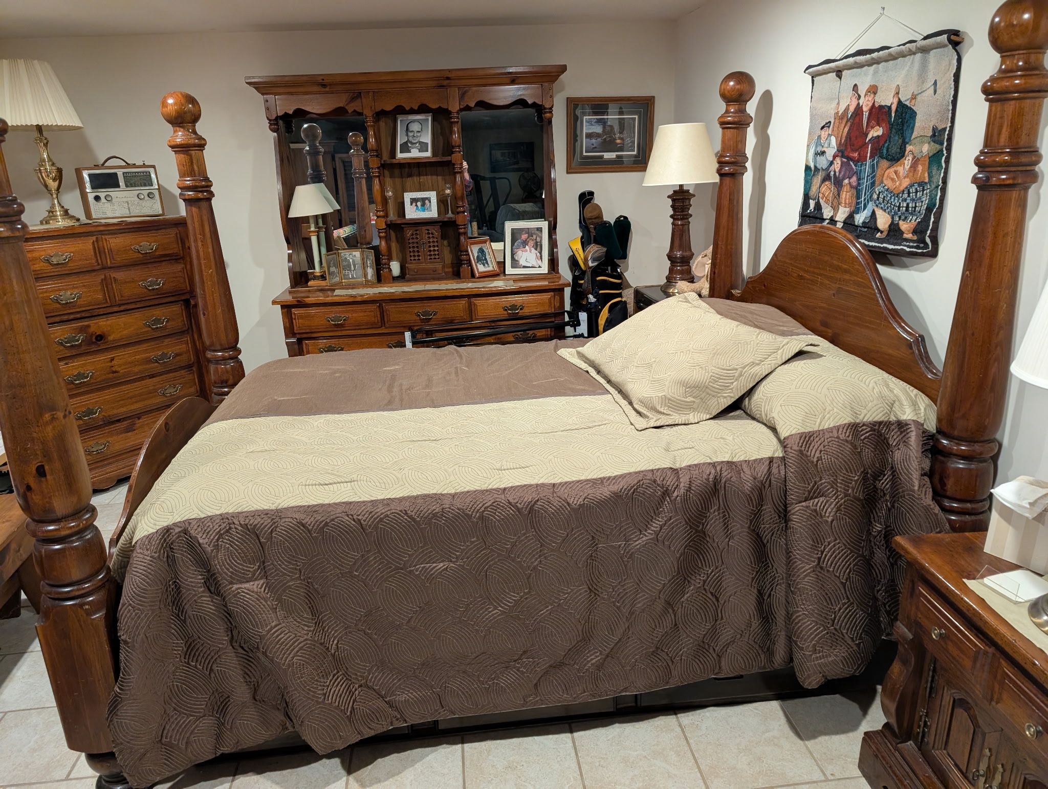Queen Size - 4 Poster bed and Complete Bedroom Furniture.