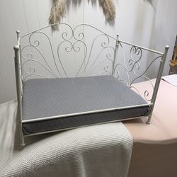 Metal Medium Dog Bed