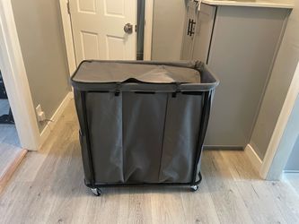 Rolling Laundry Sorter with 3 Compartments