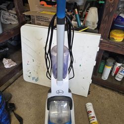 Hoover PowerDash Pet Compact Carpet Cleaner