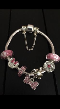 7.5” 925 Silver Plated Minnie Mouse Charm Bracelet with Murano Glass Beads