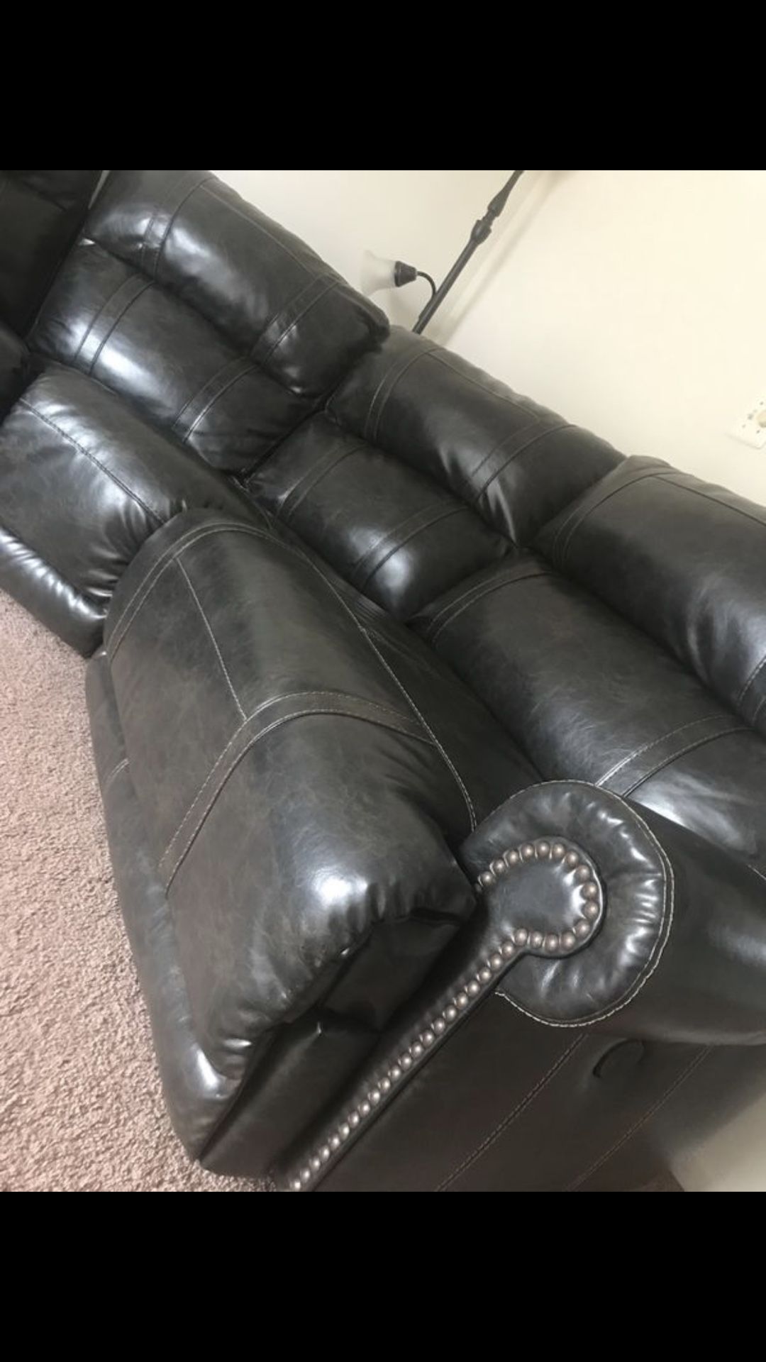 Leather sectional sofa! Powered recliner on both ends!