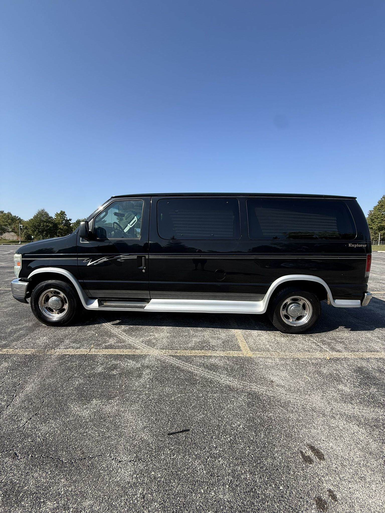 2008 Ford E-150