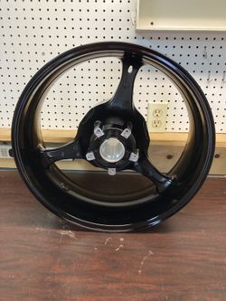 2005-2008 Suzuki GSX-R 1000 OEM Rear Wheel