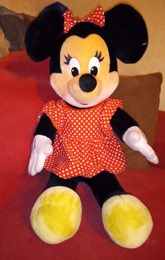 VTG Disney 32" Minnie Mouse Plush Stuffed Animal