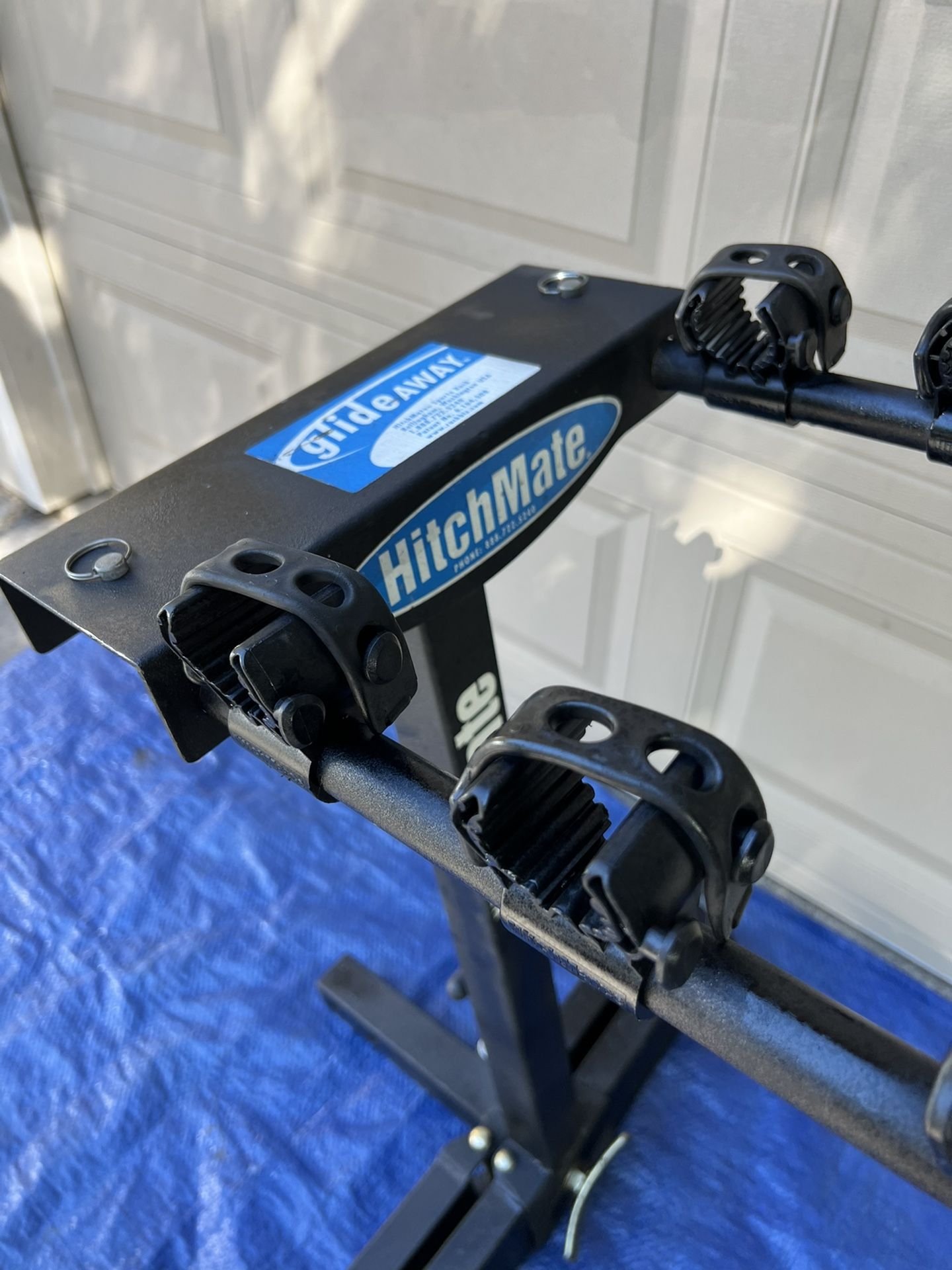 Like New HitchMate glideAWAY Bike Rack Holds 4 Bikes securely to your