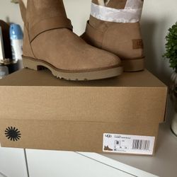 Ugg - Women's 8 Chestnut