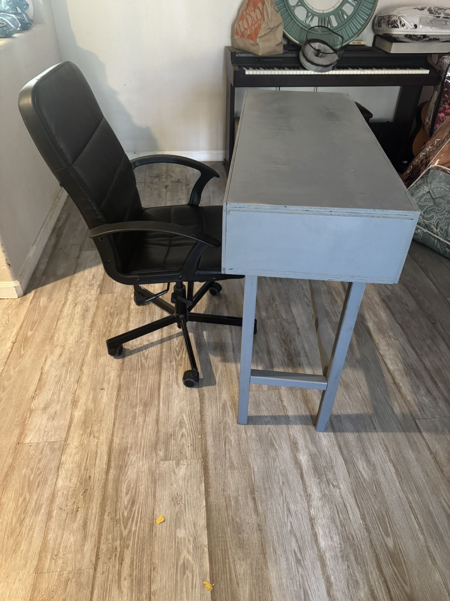 Desks And Chair