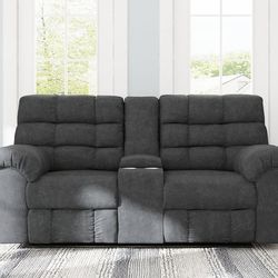 Reclining Loveseat with Console