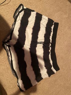 Women shorts