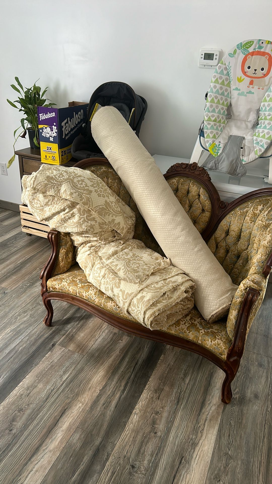 Free rolls of fabric