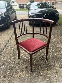 Antique Corner Chair 