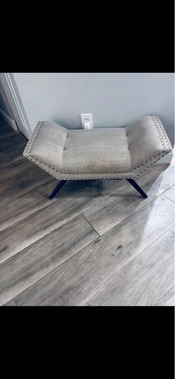 Ass chair and middle center table