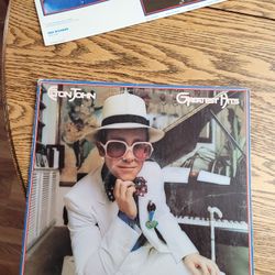 Elton John Greatest Hits